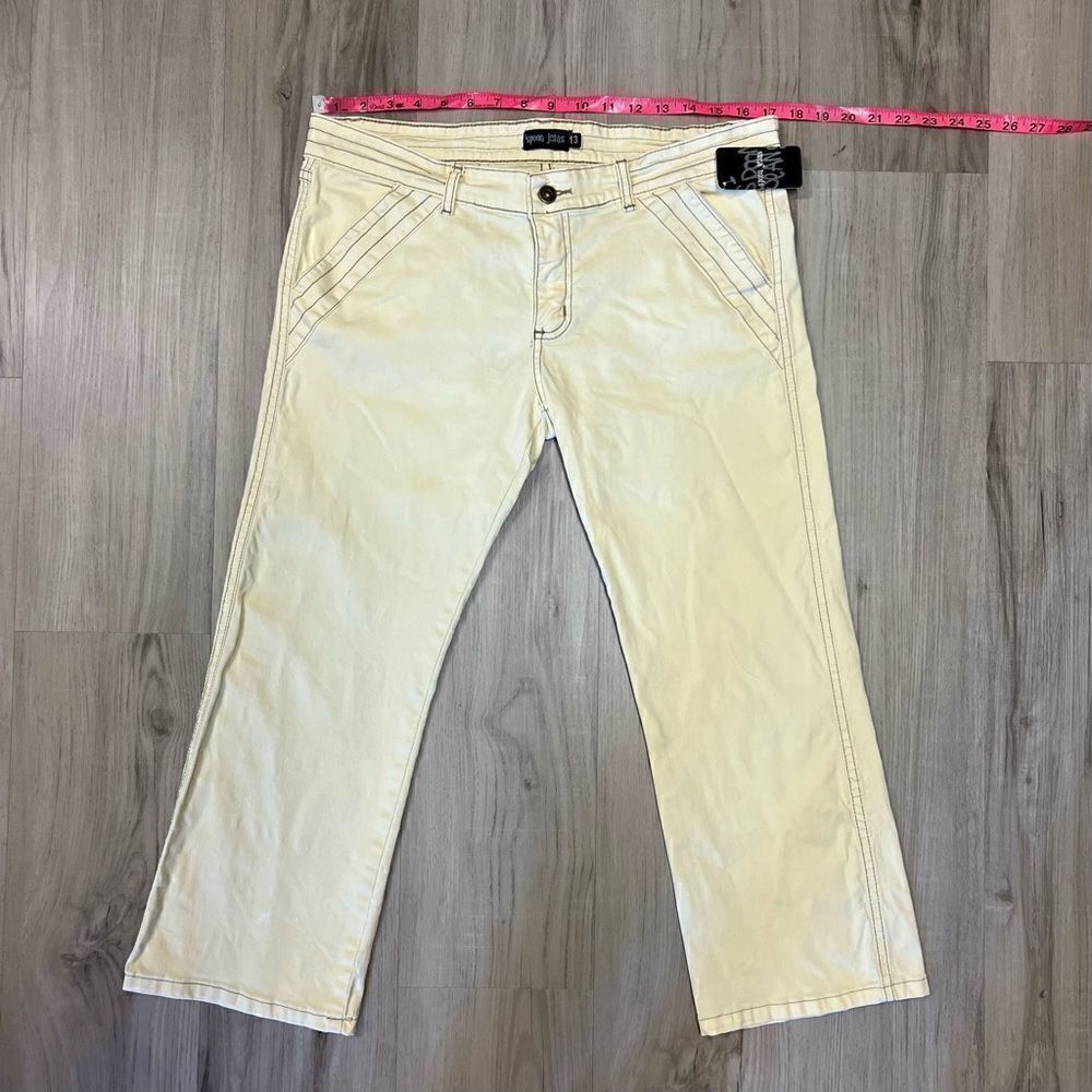Vintage y2k Spoon capris in light yellow sz 13 low rise. - Picture 8 of 14